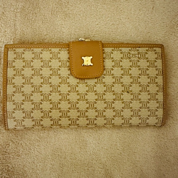 PRISTINE Condition! Celine Brown and Tan Women's Wallet w Gold Hardware - Picture 1 of 14
